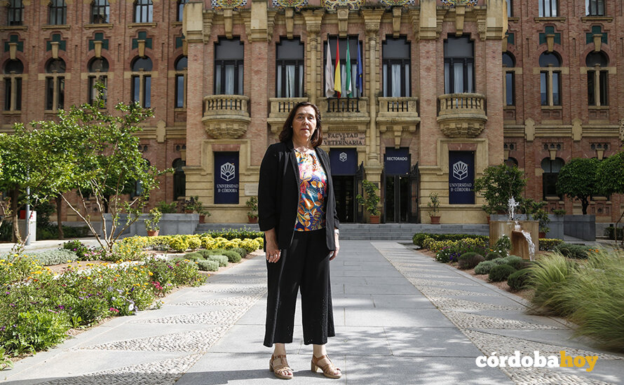 Elena León Rodríguez, posa para Córdoba Hoy