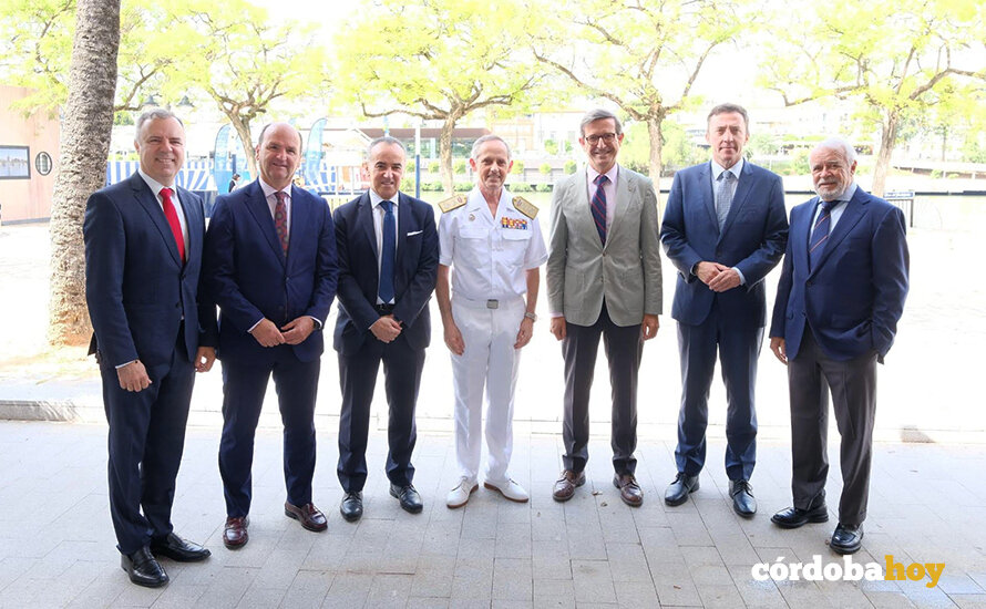 El consejero Jorge Paradela interviene en el Foro Almirante Bonifaz organizado por Ghenova en Sevilla. - JUNTA DE ANDALUCÍA