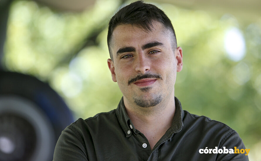 Esteban Díaz Baena posa para Córdoba Hoy