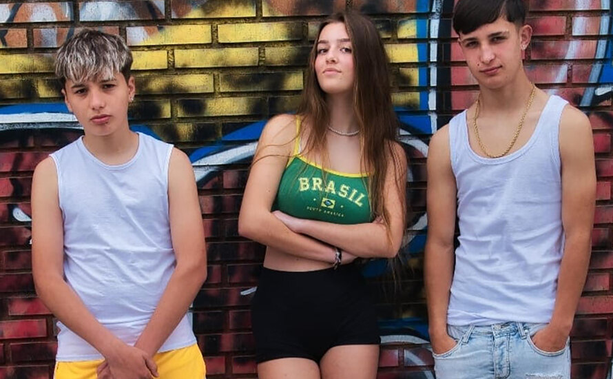 Los protagonistas del cortometraje cordobés 'Chulos de barrio'
