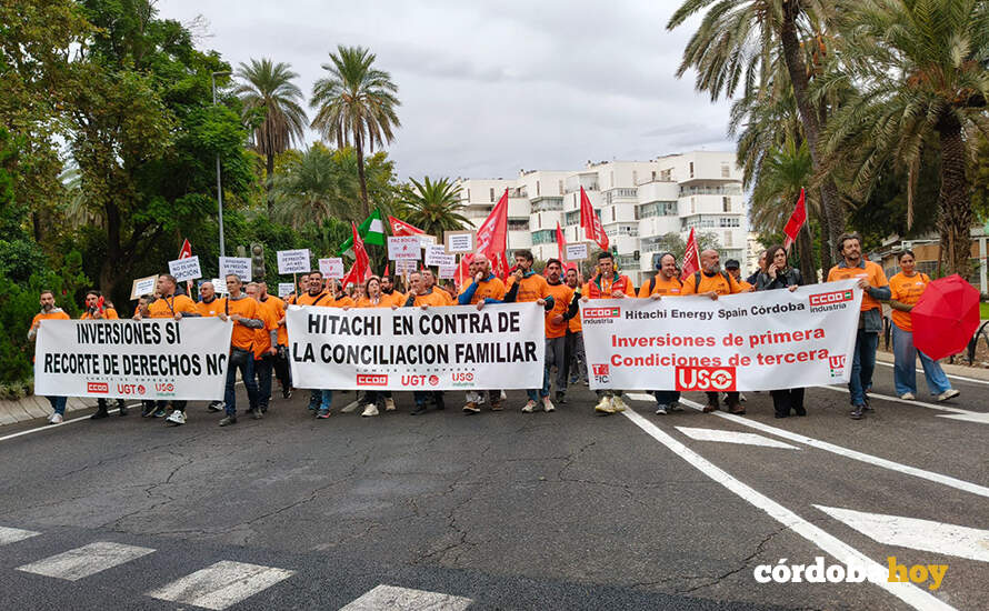 Manifestación de la plantilla de Hitachi en Córdoba FOTO CCOO