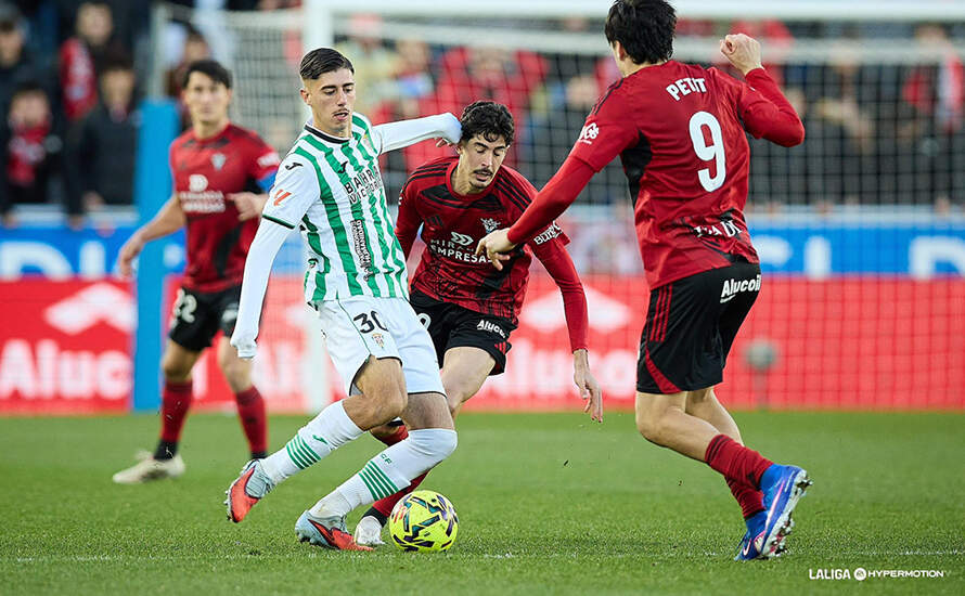 Partido entre el Mirandés y el Córdoba CF FOTO LALIGA
