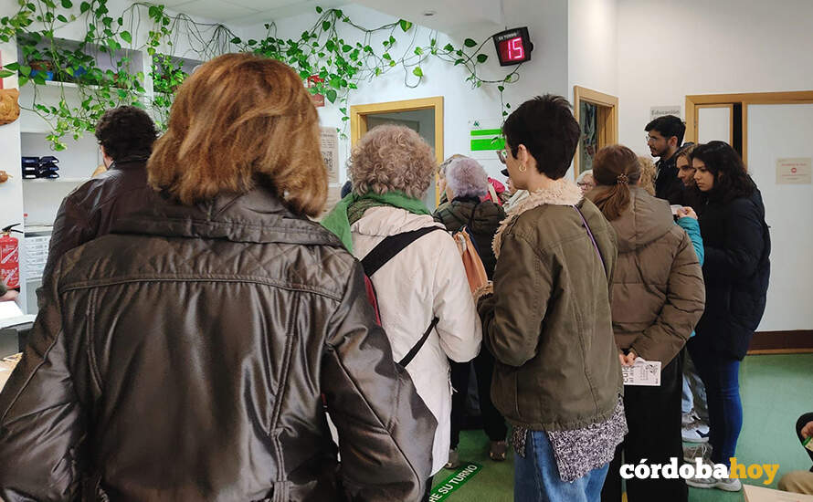 Protesta de la Asociación Vecinal Valdeolleros en defensa de la sanidad pública FOTO AV VALDEOLLEROS