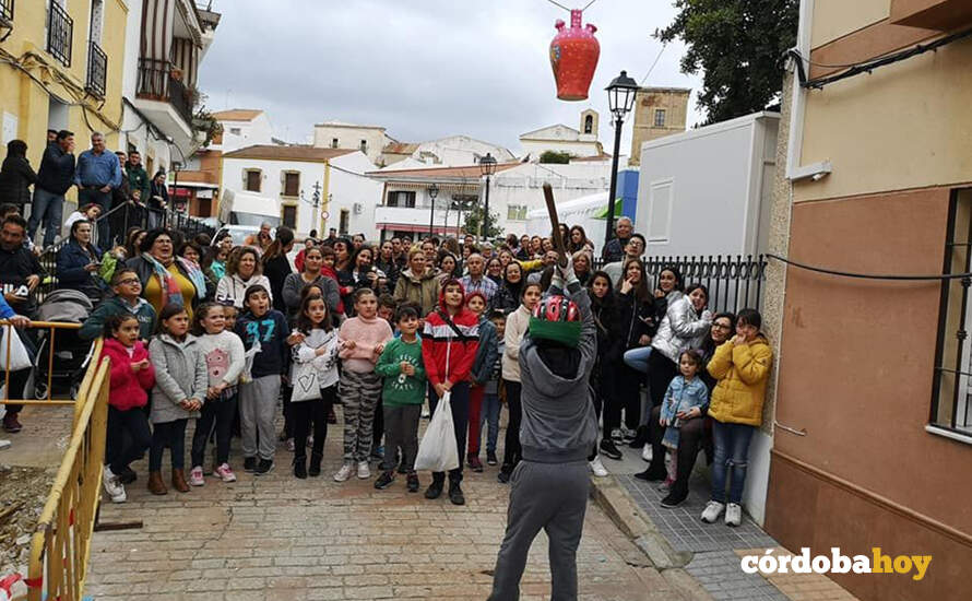 Domingo de Piñata en Guadalcázar  FOTO AYUNTAMIENTO DE GUADALCÁZAR
