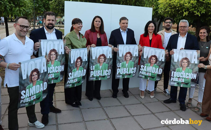 Pegada de carteles del PSOE en Córdoba FOTO PSOE